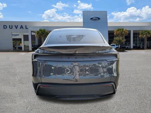 Used 2026 Tesla Model Y 2WD image 5