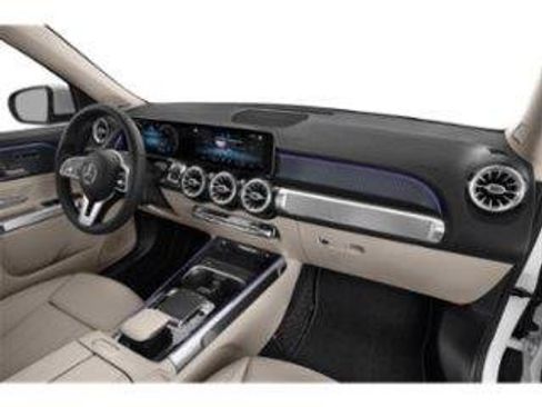 Used 2022 Mercedes-Benz GLB 250 4MATIC image 10
