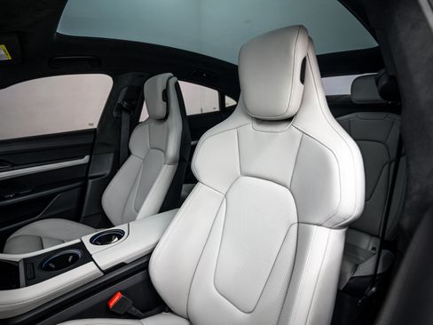 Certified 2024 Porsche Taycan GTS AWD/4WD image 18