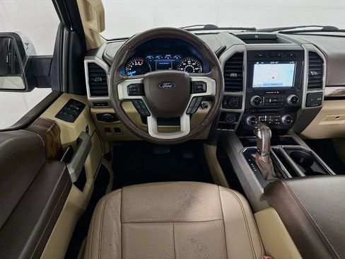 Used 2018 Ford F150 Lariat w/ Equipment Group 502A Luxury AWD/4WD image 28