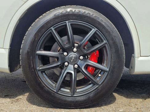 Used 2018 Dodge Durango SRT w/ Technology Group image 13