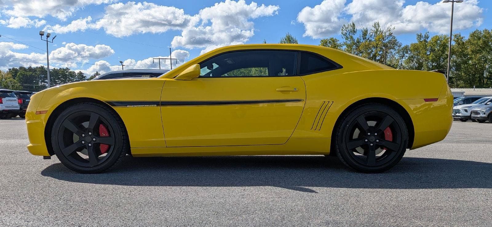 Used 2010 Chevrolet Camaro SS RWD image 7