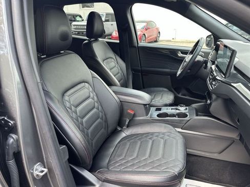 Used 2024 Ford Escape ST-Line Elite w/ Premium Technology Package AWD/4WD image 27