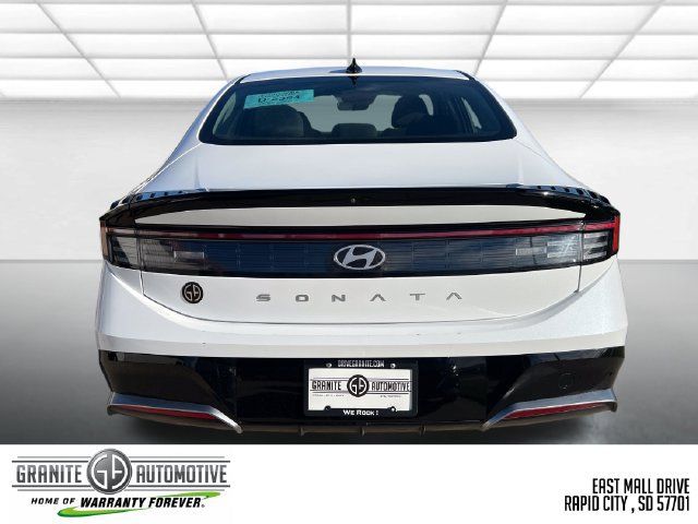 Used 2025 Hyundai Sonata SEL FWD image 5