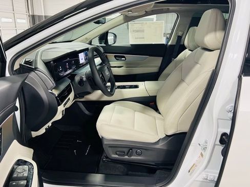 New 2025 Nissan Murano SL w/ Cargo Package image 22