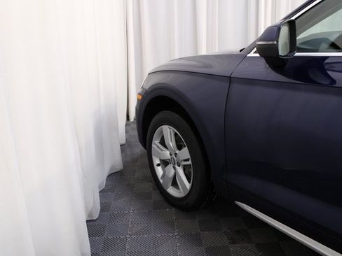 Used 2019 Audi Q5 2.0T Premium Plus w/ Premium Plus Package image 29