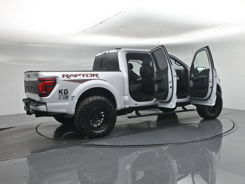 Used 2025 Ford F150 Raptor AWD/4WD image 4