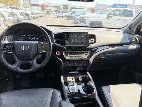 Used 2019 Honda Pilot Elite image 30