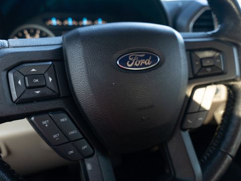 Used 2016 Ford F150 XLT w/ Equipment Group 301A Mid RWD image 28