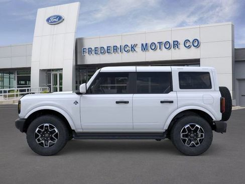 New 2026 Ford Bronco Outer Banks image 3