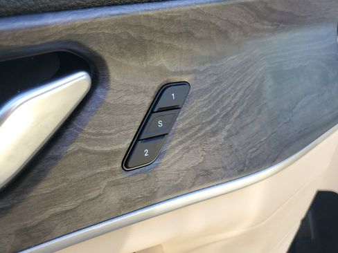 Used 2024 Jeep Grand Cherokee Limited image 9