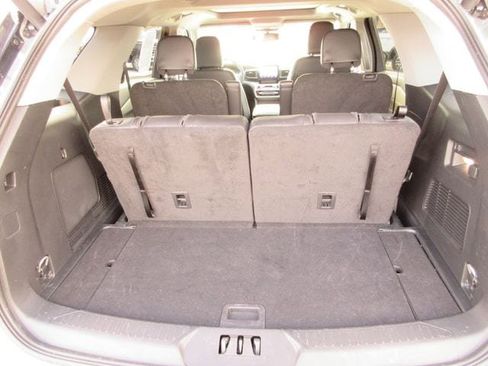 Certified 2024 Ford Explorer XLT w/ Equipment Group 202A AWD/4WD image 29