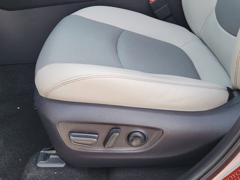 Used 2019 Toyota RAV4 Limited w/ Limited Grade Weather Package image 36