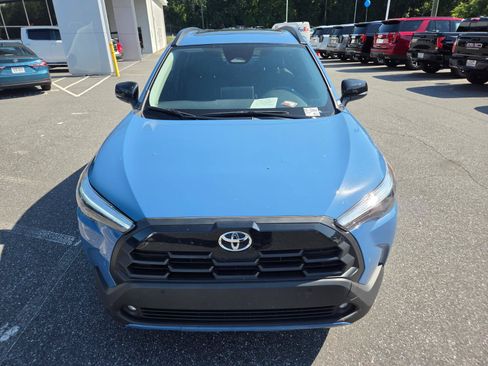 Used 2026 Toyota Corolla Cross XLE w/ Convenience Package AWD/4WD image 2