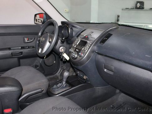 Used 2011 Kia Soul + image 32
