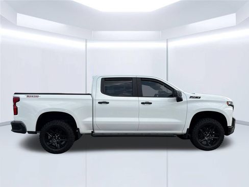 Used 2022 Chevrolet Silverado 1500 LT Trail Boss w/ LPO, Dark Essentials Package AWD/4WD image 6