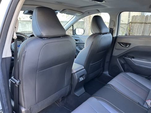 Certified 2025 Subaru Crosstrek 2.5i Limited w/ Crosstrek Mirror Package image 12