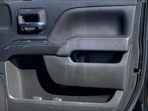 Used 2017 Chevrolet Silverado 1500 LTZ Z71 w/ LTZ Plus Package AWD/4WD image 23