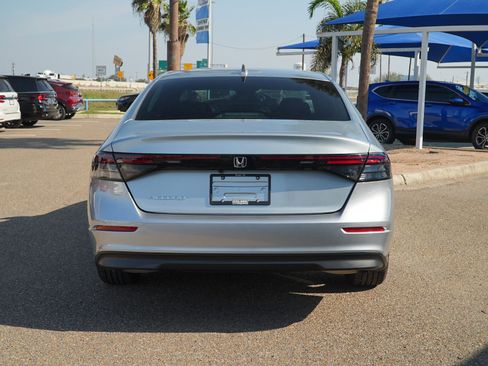 Used 2024 Honda Accord EX image 6