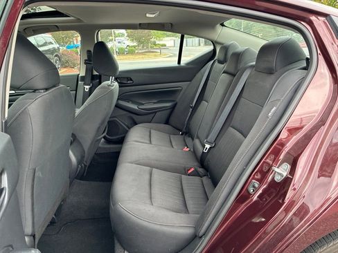 Used 2024 Nissan Altima 2.5 SV w/ SV Premium Package FWD image 22
