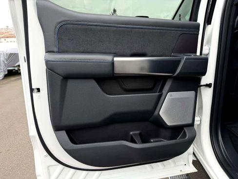 Used 2026 Ford F450 Platinum w/ FX4 Off-Road Package image 15