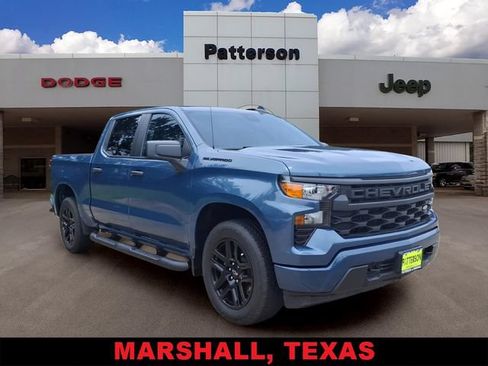 Used 2024 Chevrolet Silverado 1500 Custom w/ Turbomax Blackout Package RWD image 1