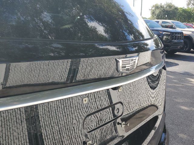 Used 2023 Cadillac XT6 Sport w/ LPO, Floor Liner Package AWD/4WD image 28