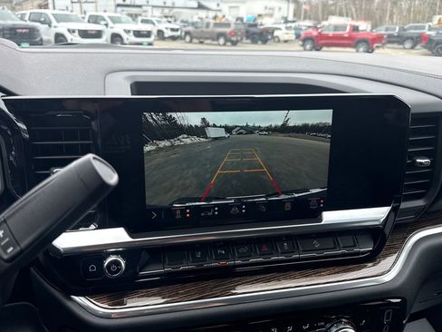 New 2026 GMC Sierra 3500 SLE w/ SLE Value Package image 23