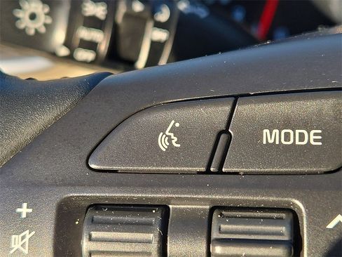 Used 2017 Kia Sorento EX w/ EX V6 Premium Package image 26