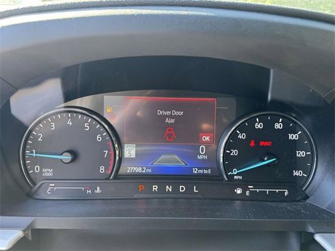 Used 2022 Ford Explorer XLT w/ Equipment Group 202A image 27