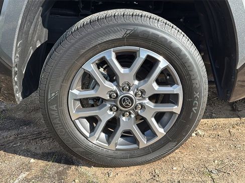 Used 2024 Toyota Tundra 1794 Edition image 6