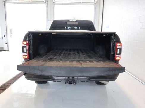 Used 2022 RAM 2500 Laramie AWD/4WD image 32