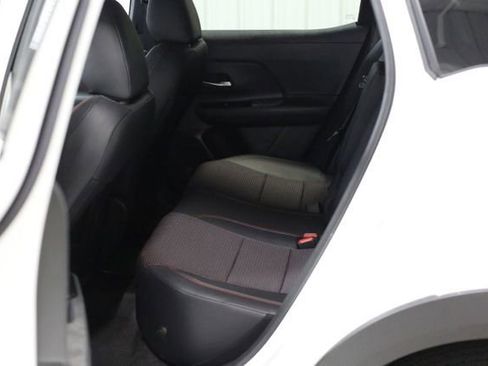 New 2026 Nissan Kicks SR image 19