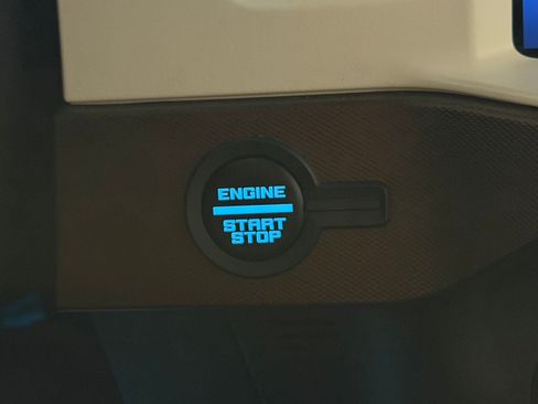 Used 2024 Ford Bronco Heritage Edition AWD/4WD image 14