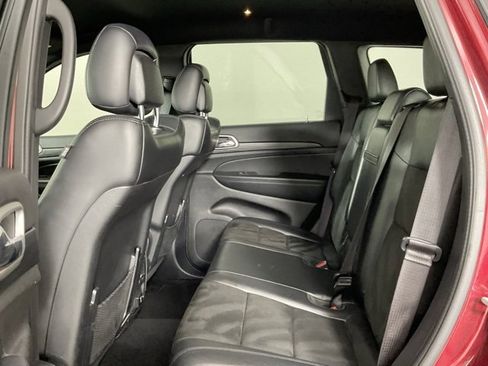 Used 2021 Jeep Grand Cherokee Laredo X image 23