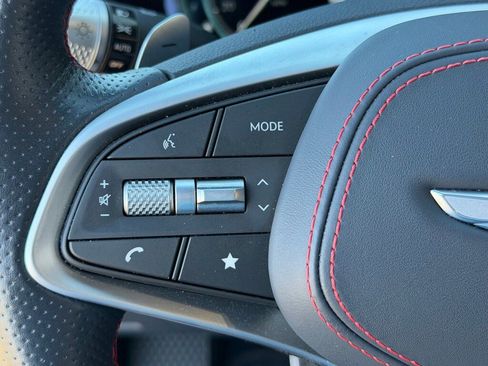 Used 2023 Genesis GV70 2.5T w/ Sport Prestige Package image 17