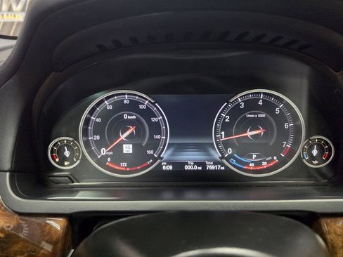 Used 2014 BMW 750i xDrive AWD/4WD image 20
