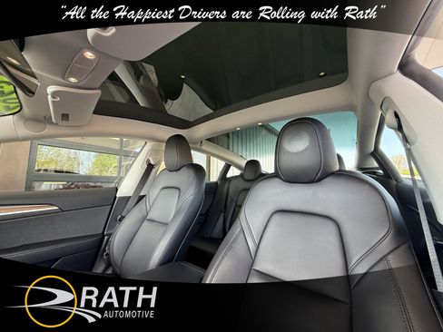 Used 2023 Tesla Model 3 Standard Range image 13