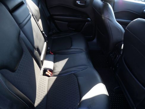 Used 2018 Jeep Compass Latitude w/ Cold Weather Group image 24