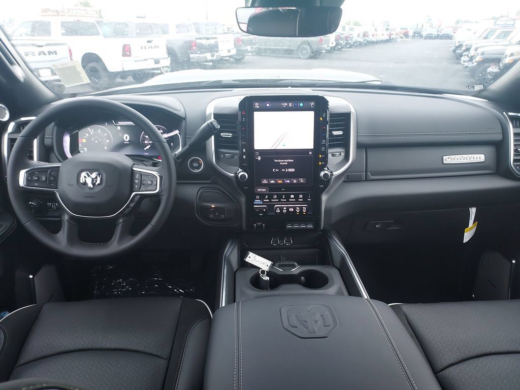 New 2027 RAM 2500 Laramie AWD/4WD image 15