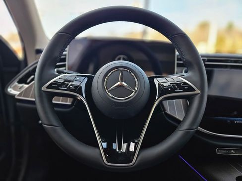 New 2026 Mercedes-Benz E 350 4MATIC Sedan image 27