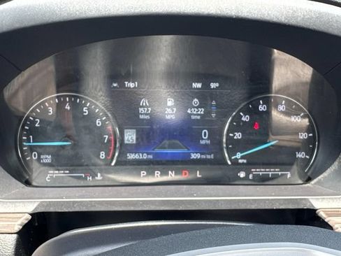 Used 2023 Ford Explorer Limited w/ Equipment Group 301A AWD/4WD image 41