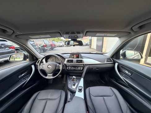 Used 2016 BMW 320i xDrive Sedan AWD/4WD image 13