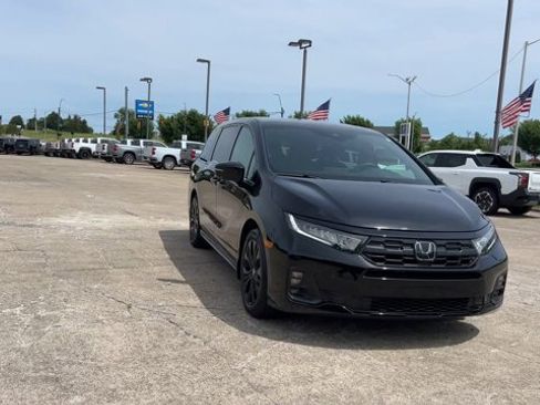 Used 2025 Honda Odyssey Sport-L image 3