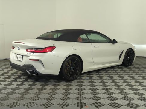 Used 2022 BMW 840i Convertible image 5