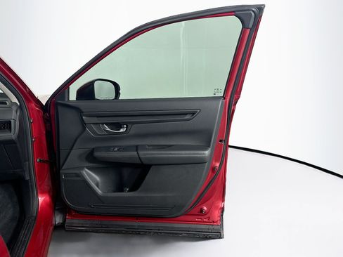 Used 2025 Honda CR-V LX image 30