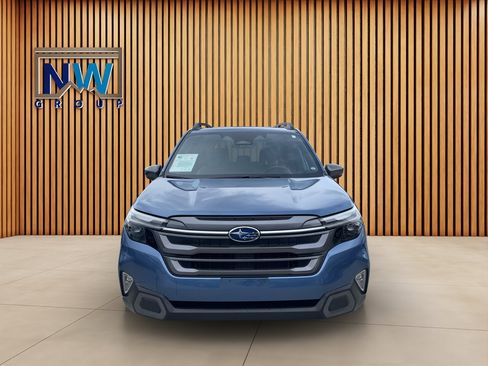 Used 2025 Subaru Forester Limited w/ Popular Package #1 image 2