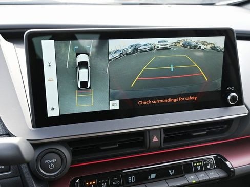 New 2026 Toyota Prius Plug-In Hybrid image 32