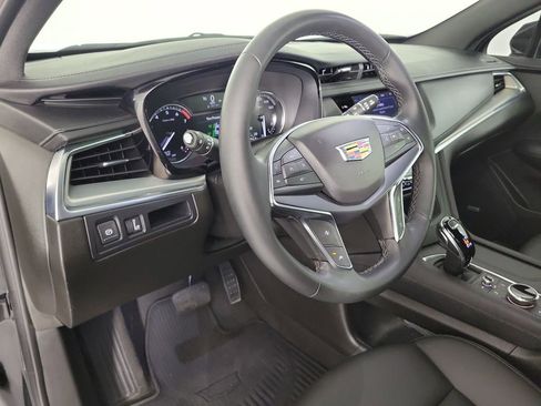 Certified 2024 Cadillac XT5 Luxury image 17