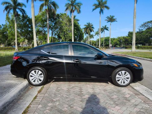 Used 2024 Nissan Sentra S FWD image 8
